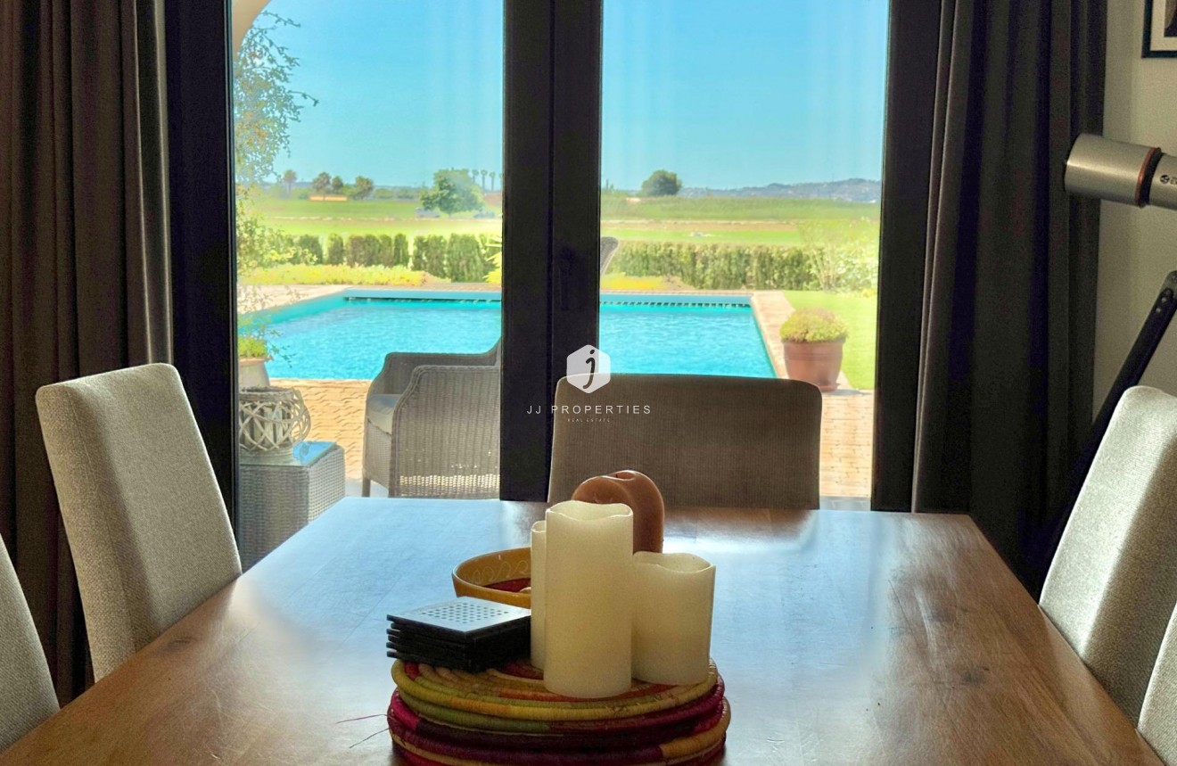 Resale - Villa -
Dolores - Comunidad Valenciana