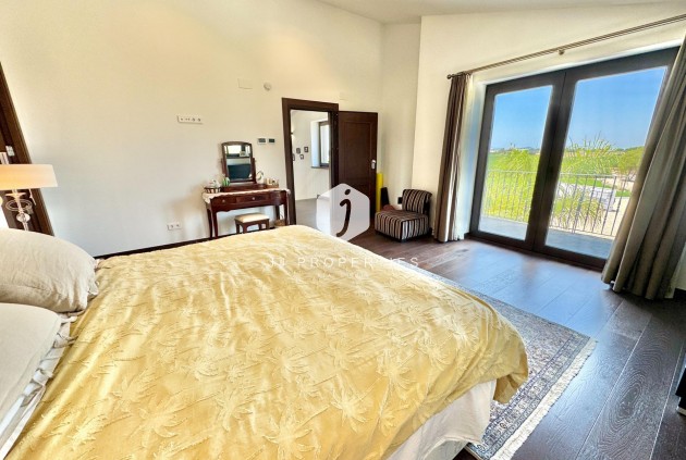 Resale - Villa -
Dolores - Comunidad Valenciana