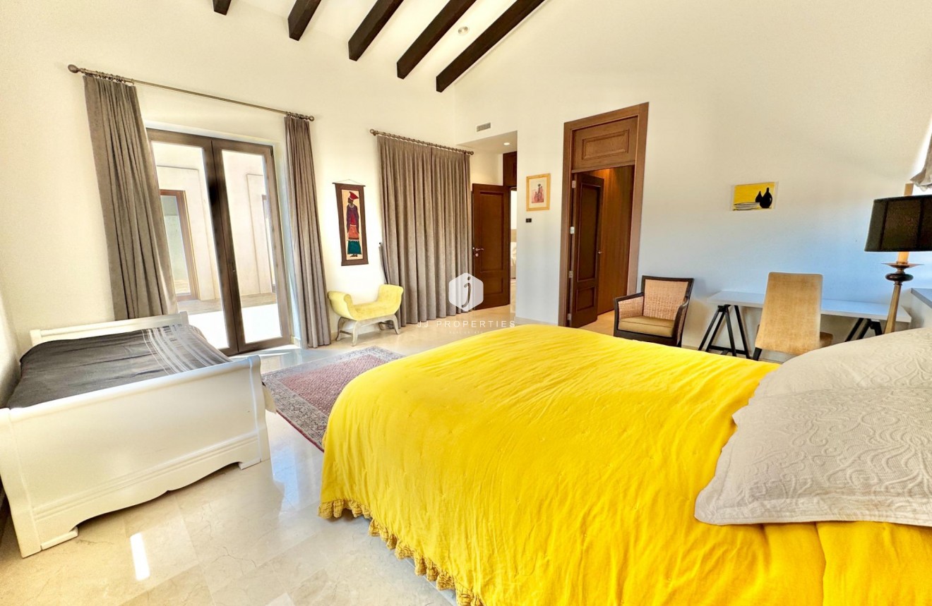 Resale - Villa -
Dolores - Comunidad Valenciana