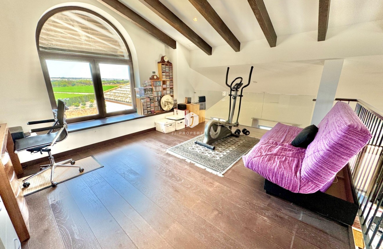 Resale - Villa -
Dolores - Comunidad Valenciana