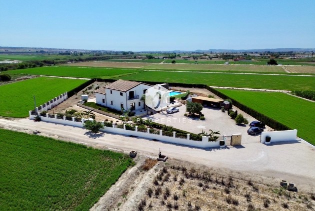 Resale - Villa -
Dolores - Comunidad Valenciana