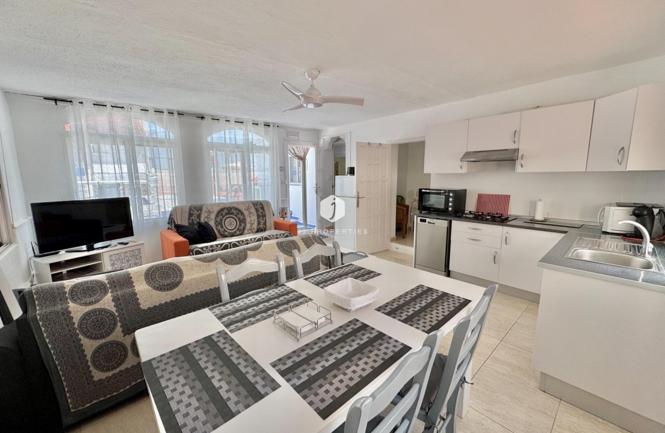 Resale - Villa -
Dolores - Comunidad Valenciana