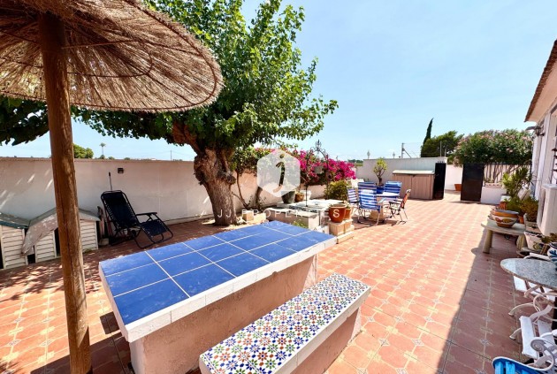 Resale - Villa -
Dolores - Comunidad Valenciana