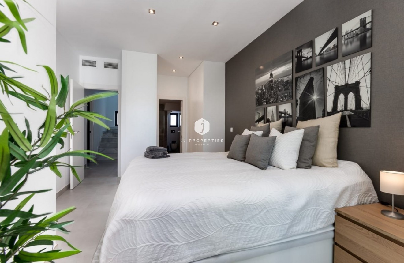 Nouvelle construction - Villa -
Pilar de la Horadada - pueblo