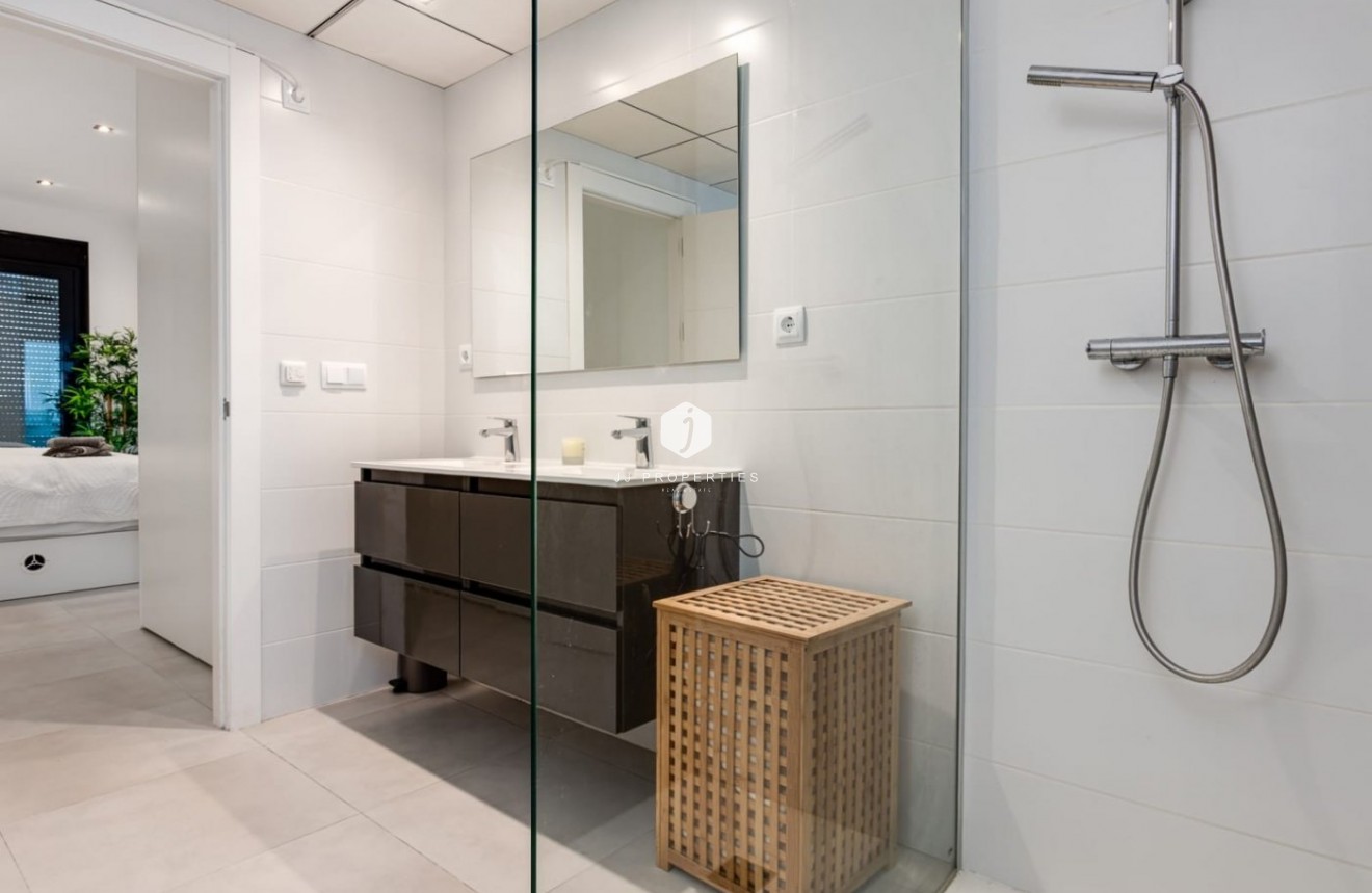 Nouvelle construction - Villa -
Pilar de la Horadada - pueblo