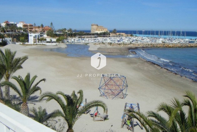 Nouvelle construction - Villa -
Pilar de la Horadada - pueblo