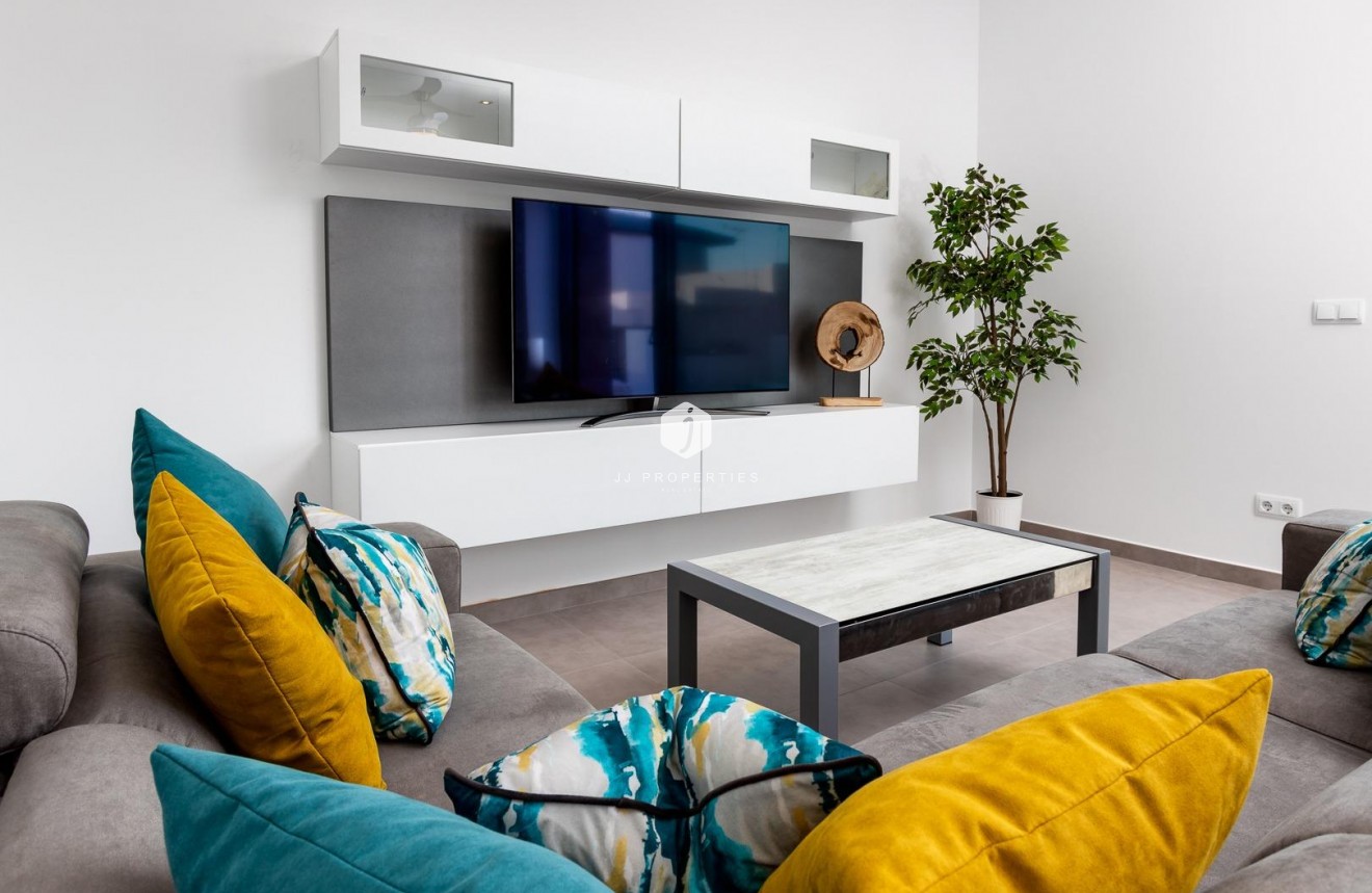 Obra nueva - Villa -
Pilar de la Horadada