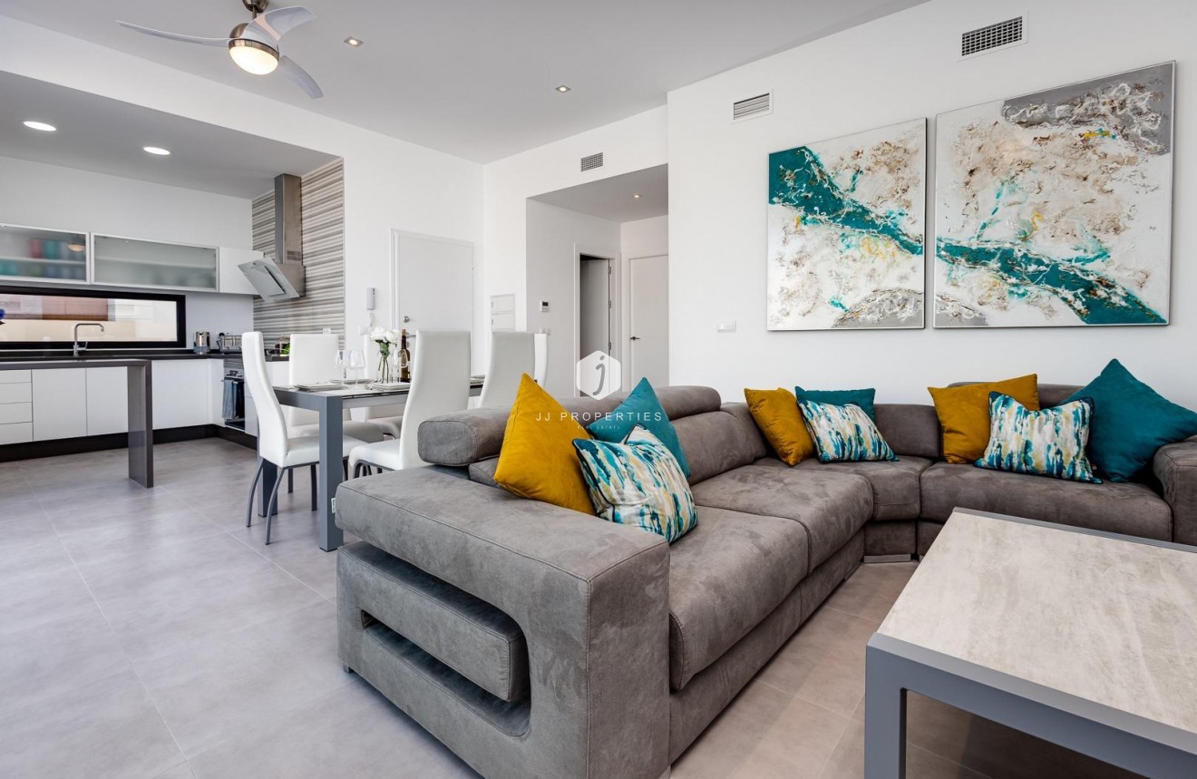 Obra nueva - Villa -
Pilar de la Horadada