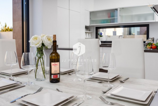 Obra nueva - Villa -
Pilar de la Horadada