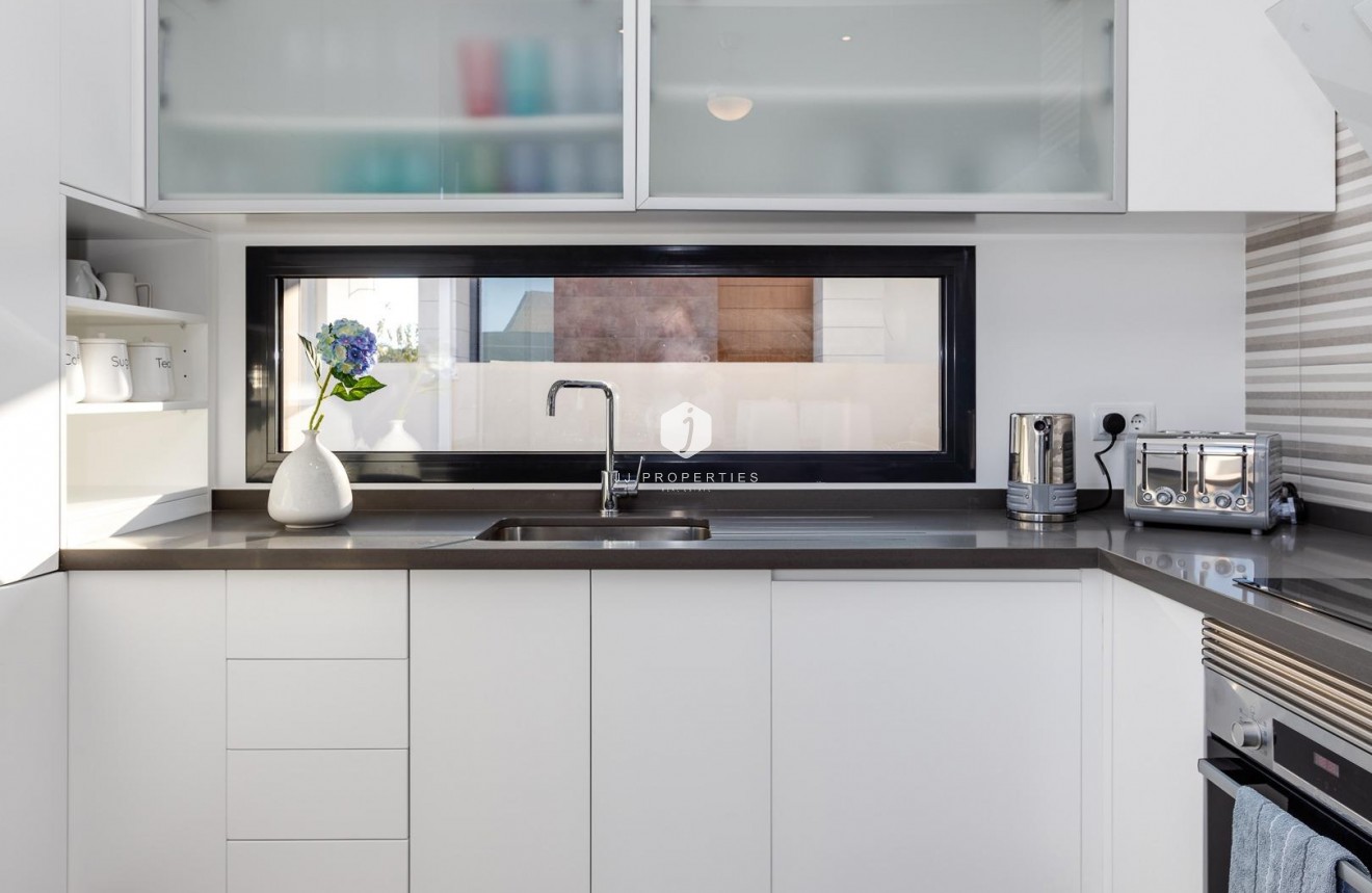 Obra nueva - Villa -
Pilar de la Horadada