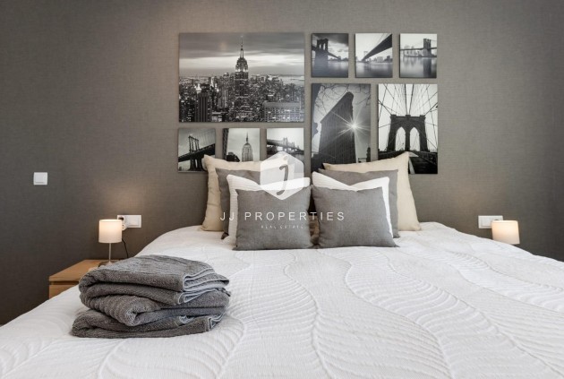 Obra nueva - Villa -
Pilar de la Horadada