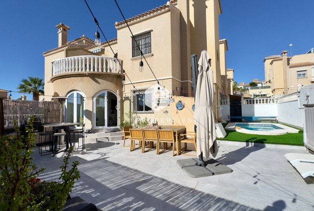 D'occasion - Villa -
Orihuela Costa - Costa Blanca