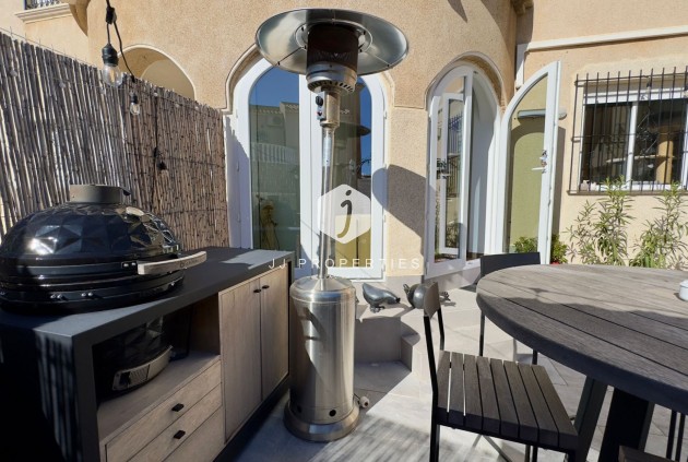 D'occasion - Villa -
Orihuela Costa - Costa Blanca