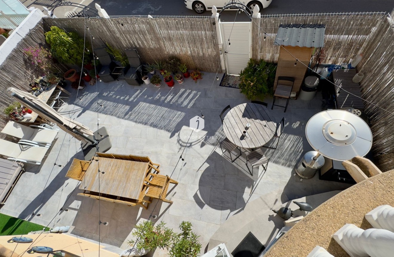 D'occasion - Villa -
Orihuela Costa - Costa Blanca