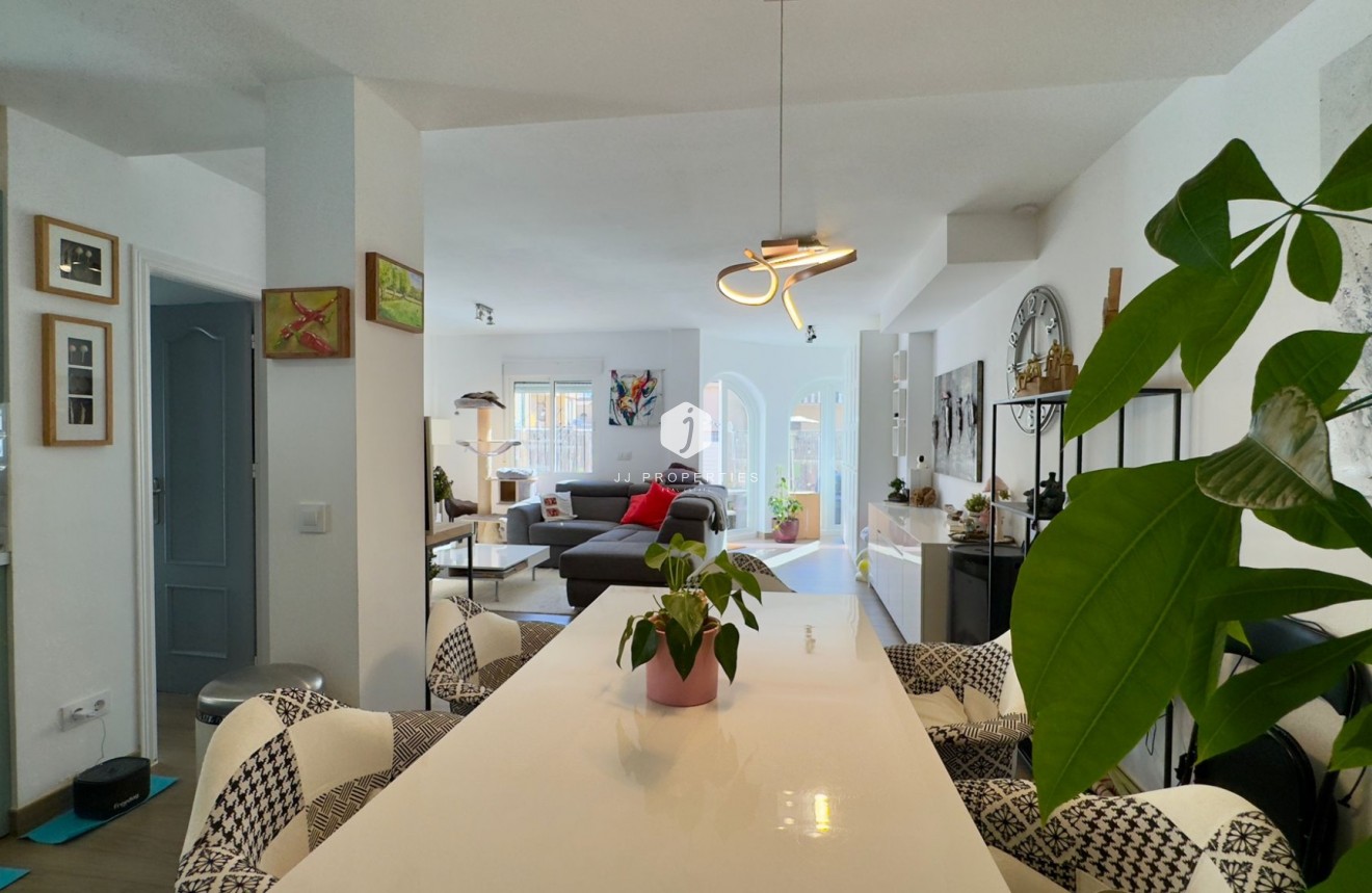 D'occasion - Villa -
Orihuela Costa - Costa Blanca