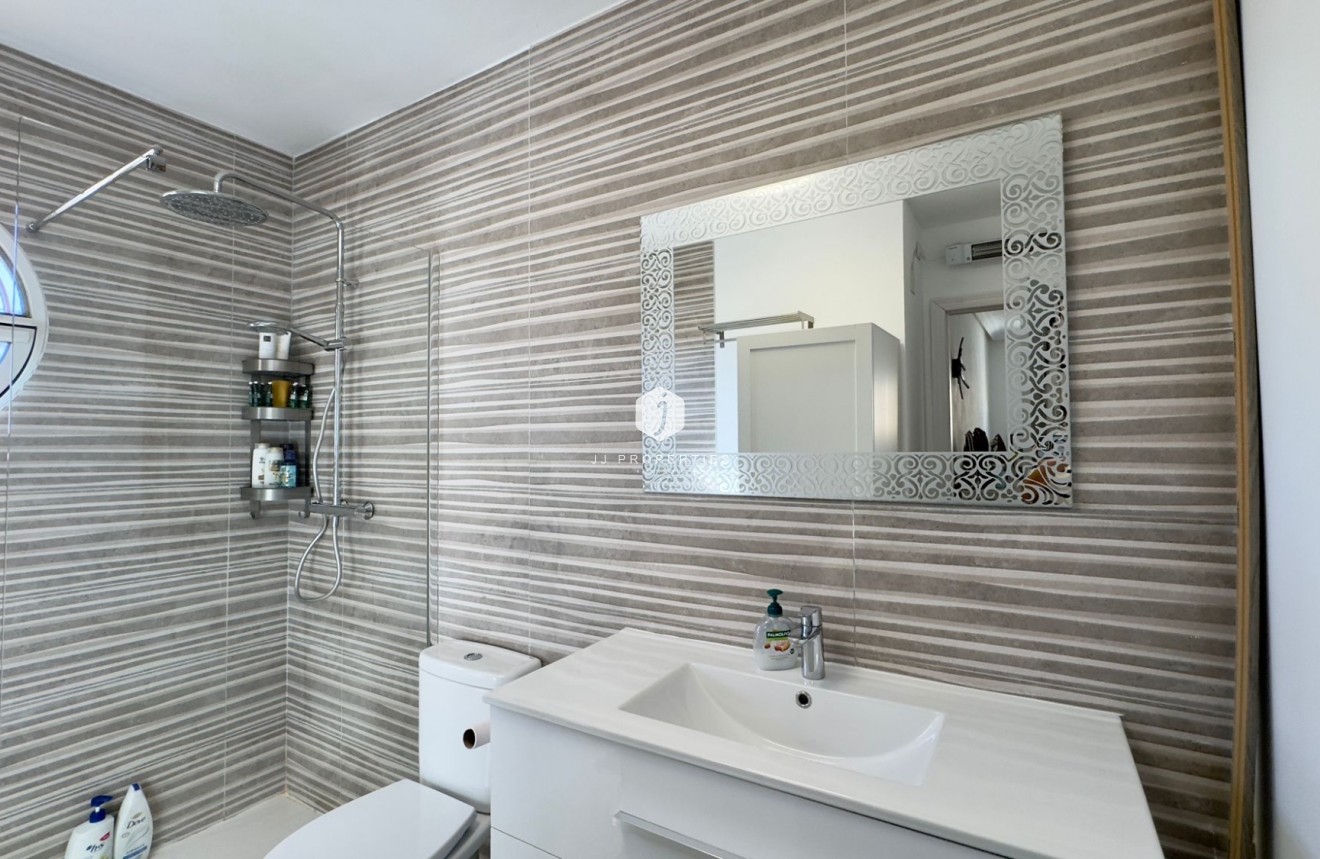 D'occasion - Villa -
Orihuela Costa - Costa Blanca