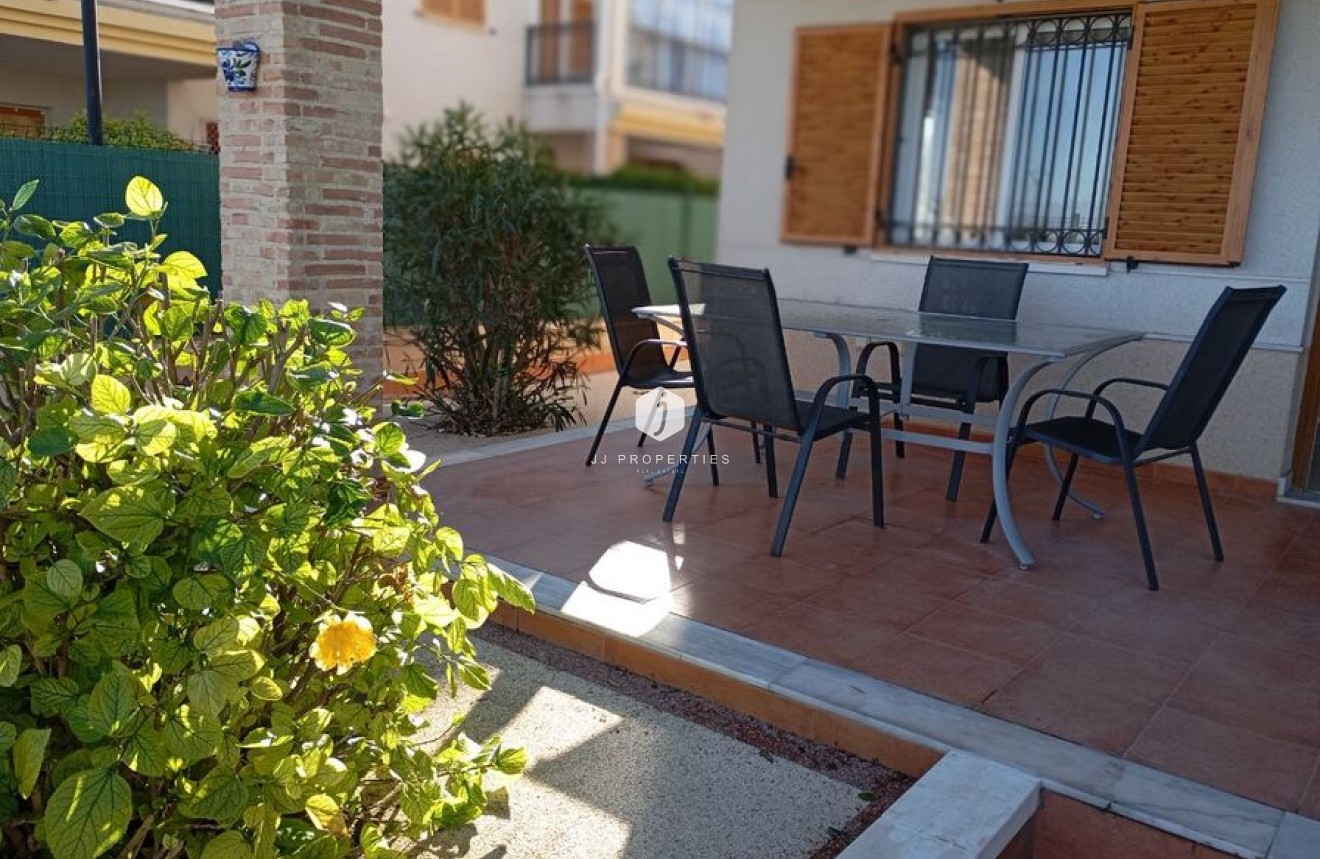 D'occasion - Villa -
Daya Vieja - Costa Blanca