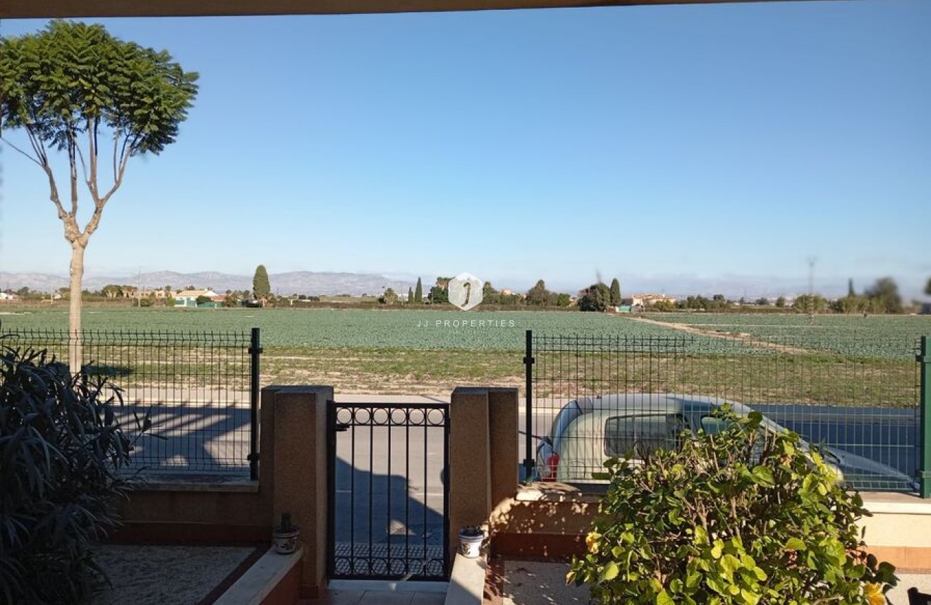 D'occasion - Villa -
Daya Vieja - Costa Blanca