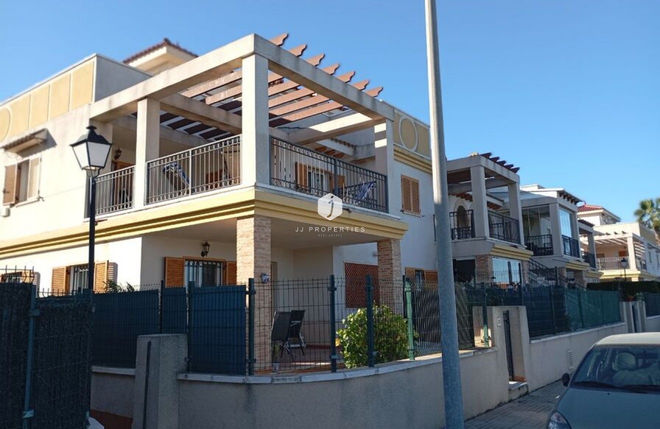 D'occasion - Villa -
Daya Vieja - Costa Blanca