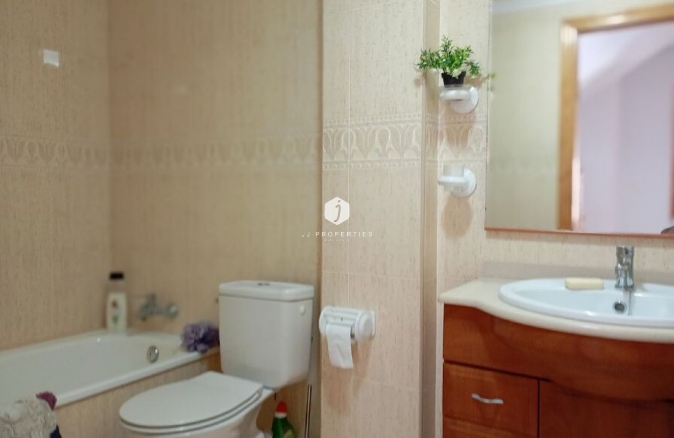 D'occasion - Villa -
Daya Vieja - Costa Blanca