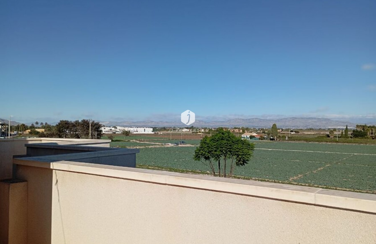 D'occasion - Villa -
Daya Vieja - Costa Blanca