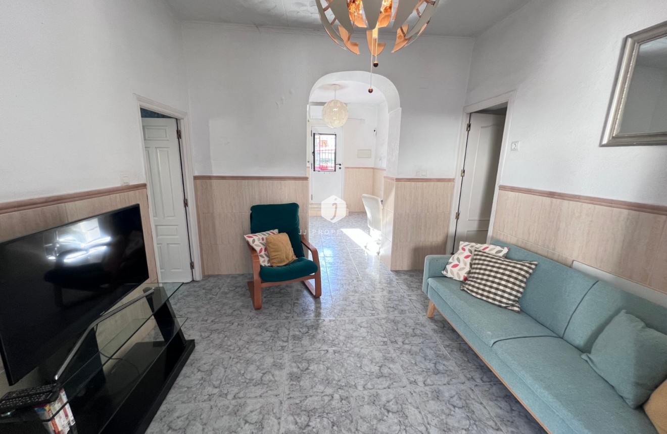 D'occasion - Villa -
Benejúzar - Inland