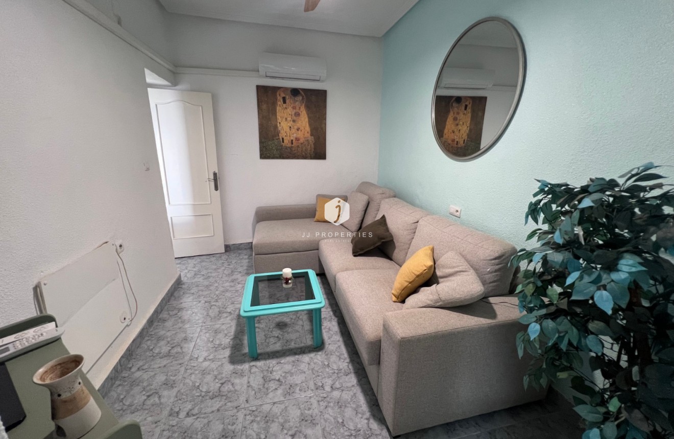 D'occasion - Villa -
Benejúzar - Inland