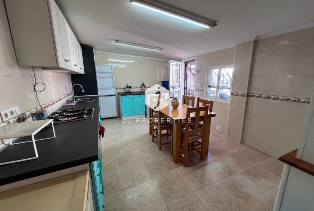 D'occasion - Villa -
Benejúzar - Inland