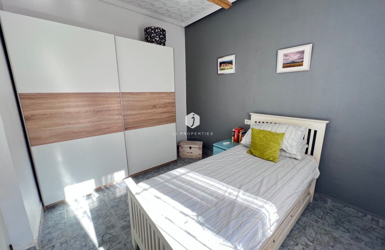 D'occasion - Villa -
Benejúzar - Inland