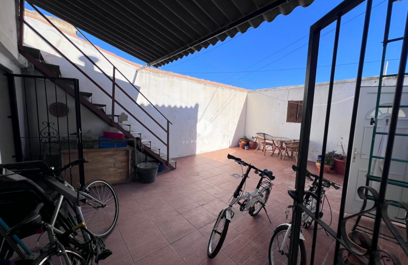 D'occasion - Villa -
Benejúzar - Inland