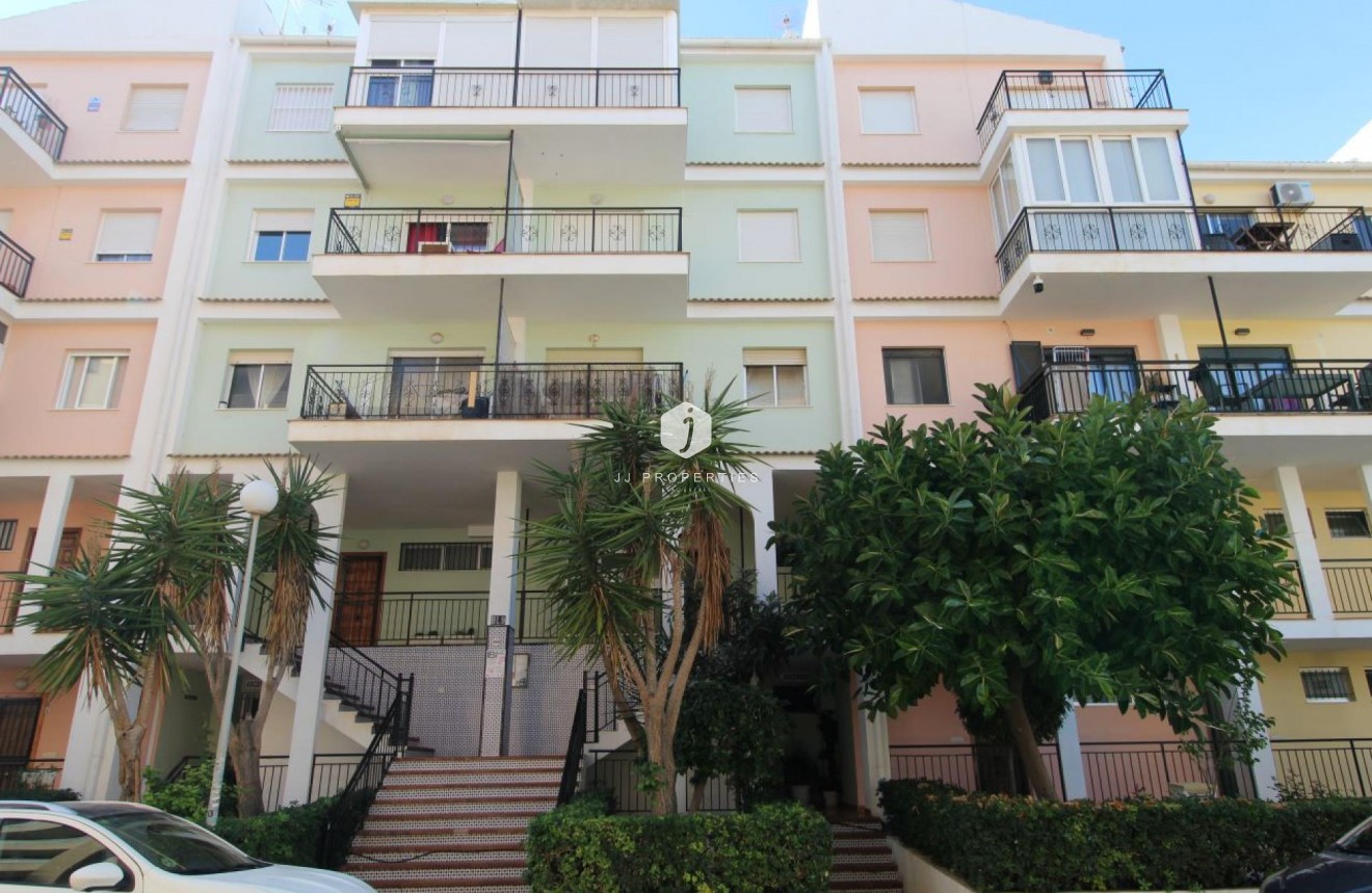 D'occasion - Appartement -
Torrevieja - Costa Blanca