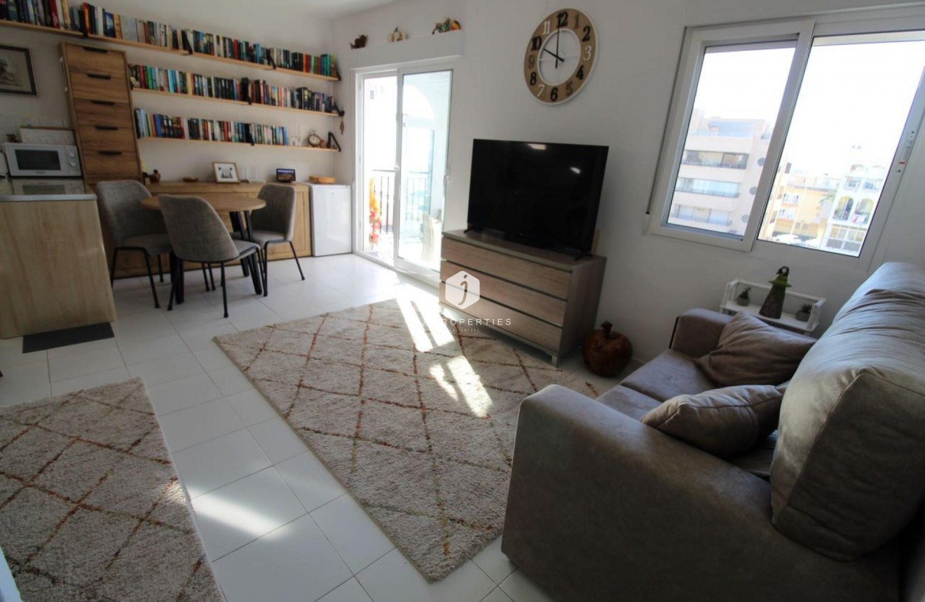 D'occasion - Appartement -
Torrevieja - Costa Blanca