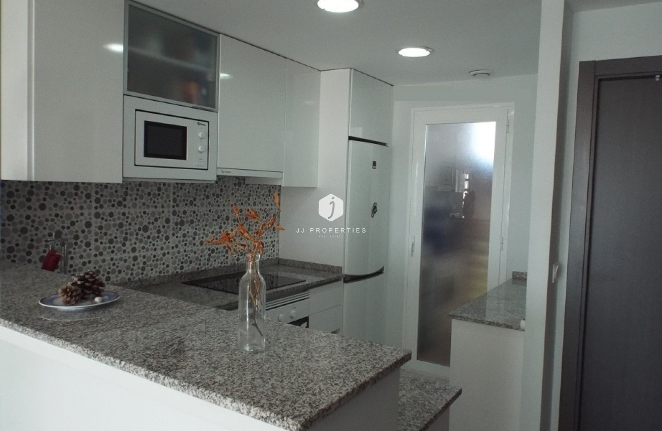 D'occasion - Attique -
Punta Prima - Costa Blanca