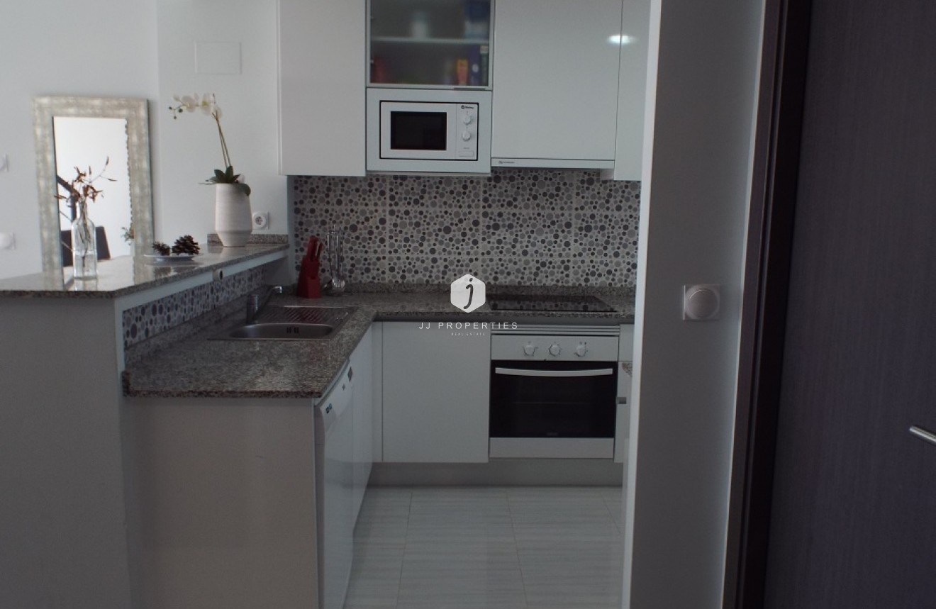 D'occasion - Attique -
Punta Prima - Costa Blanca