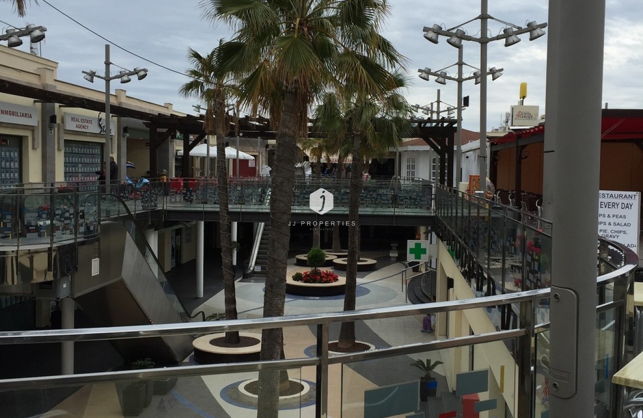 D'occasion - Attique -
Punta Prima - Costa Blanca