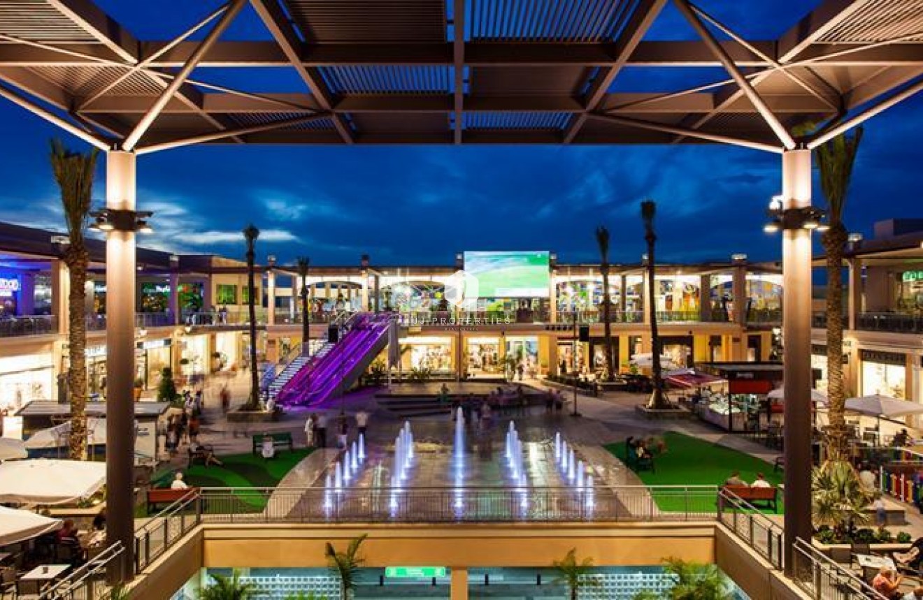 D'occasion - Attique -
Punta Prima - Costa Blanca