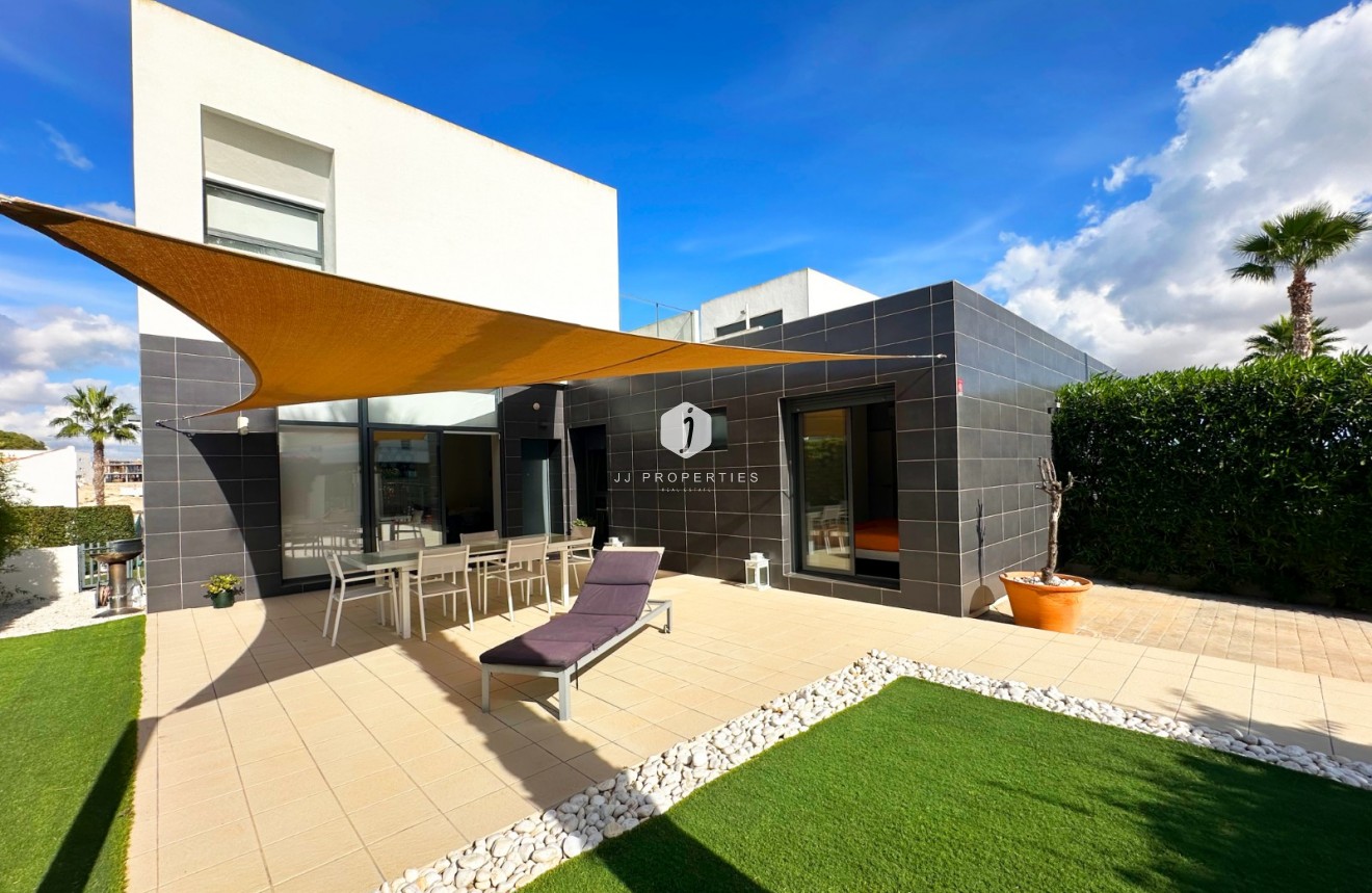 D'occasion - Chalet -
Algorfa - Inland