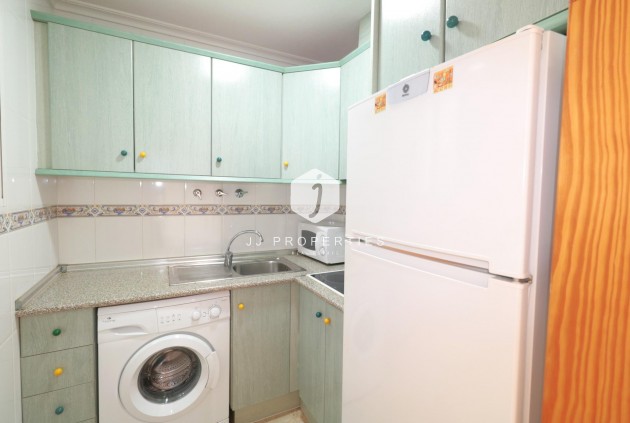 D'occasion - Appartement -
Torrevieja - Acequion