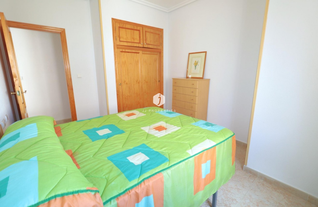 D'occasion - Appartement -
Torrevieja - Acequion