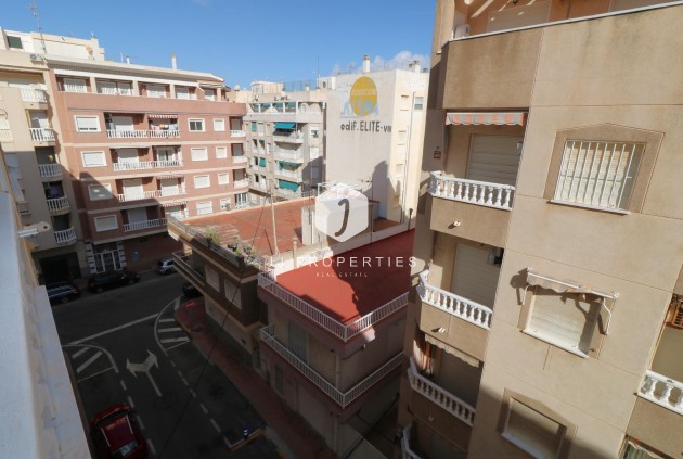D'occasion - Appartement -
Torrevieja - Acequion