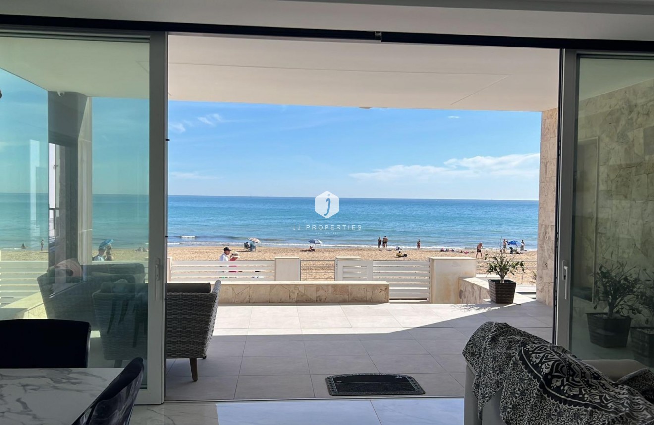 D'occasion - Villa -
Torrevieja - La Mata