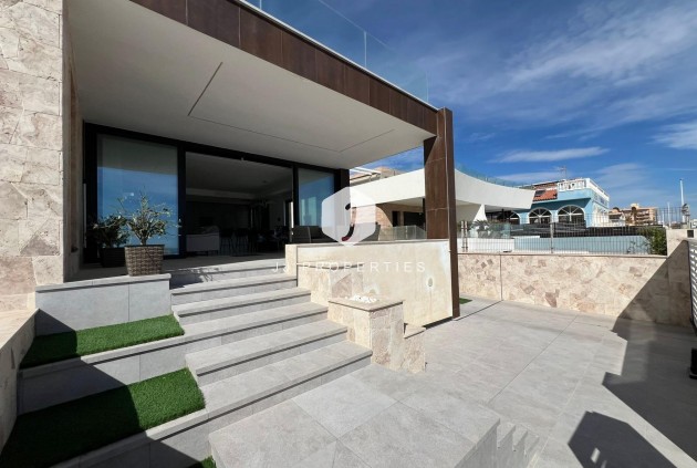 D'occasion - Villa -
Torrevieja - La Mata