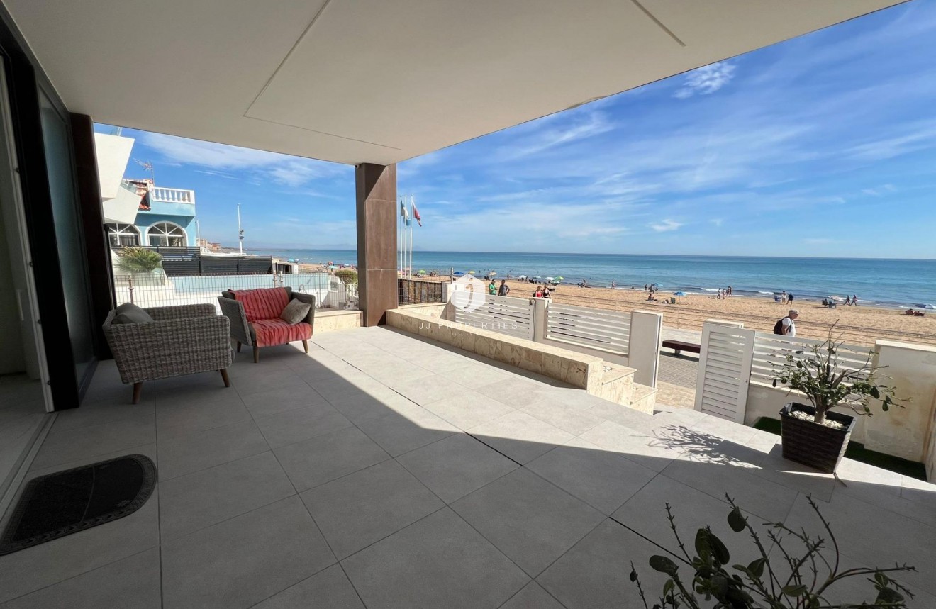 D'occasion - Villa -
Torrevieja - La Mata