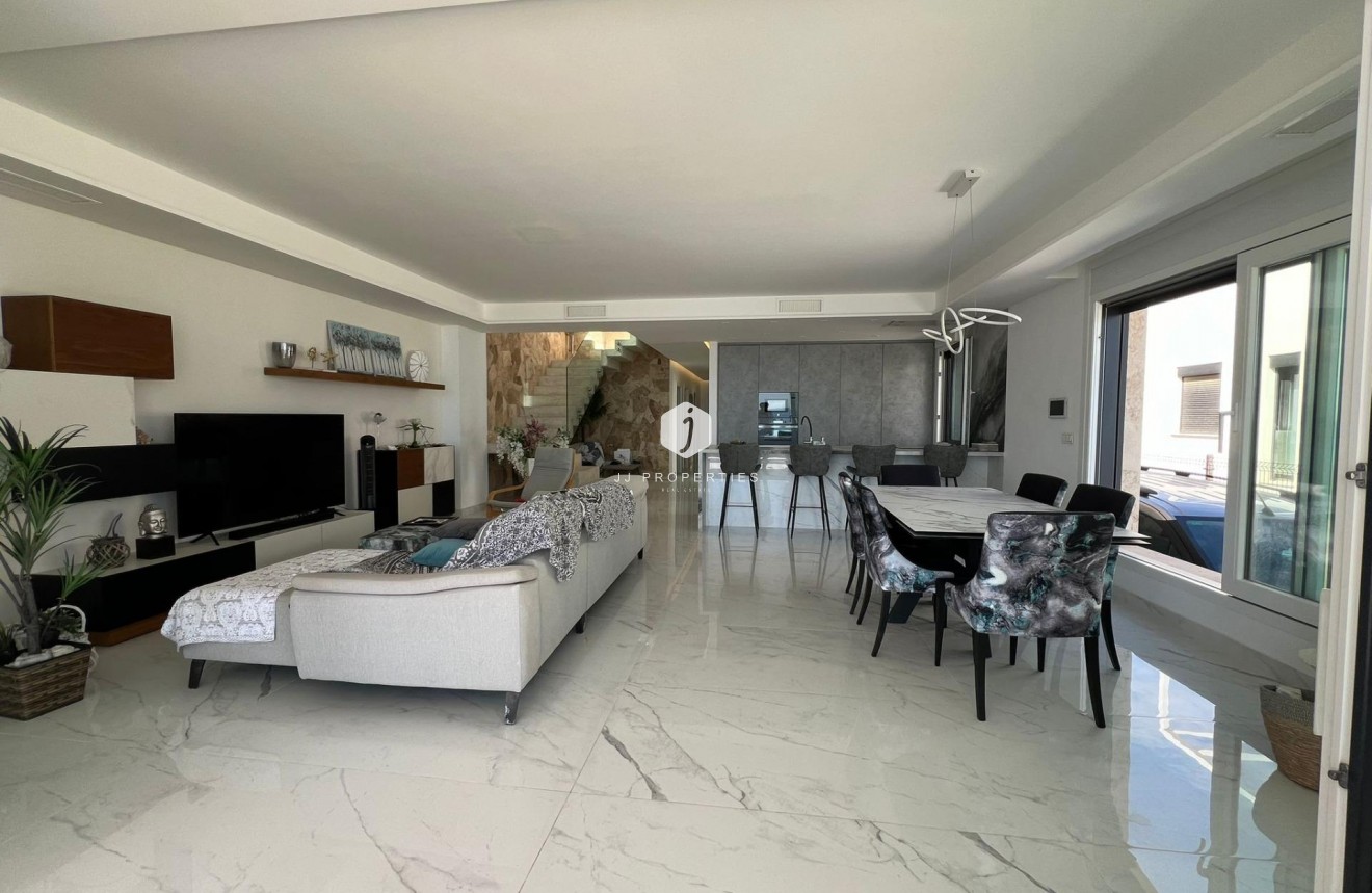 D'occasion - Villa -
Torrevieja - La Mata