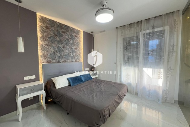 D'occasion - Villa -
Torrevieja - La Mata