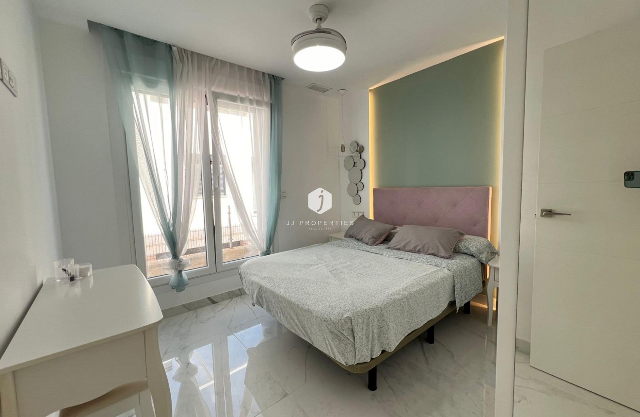 D'occasion - Villa -
Torrevieja - La Mata