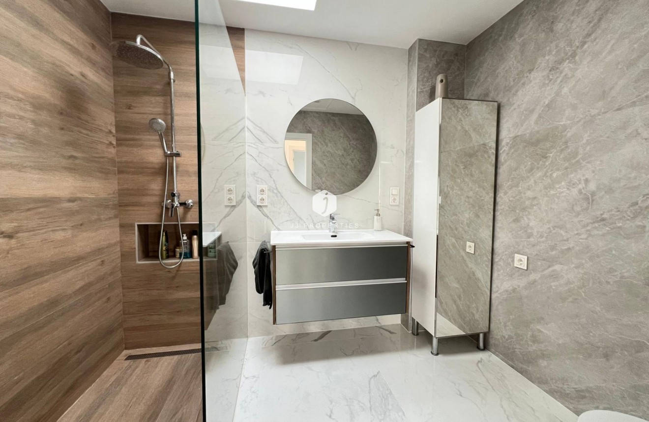 D'occasion - Villa -
Torrevieja - La Mata