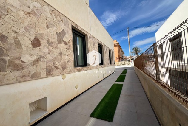 D'occasion - Villa -
Torrevieja - La Mata