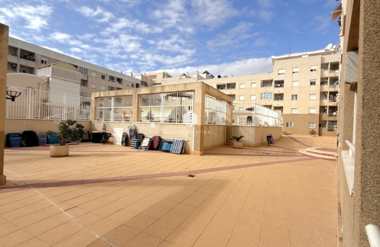 D'occasion - Appartement -
Torrevieja - Costa Blanca