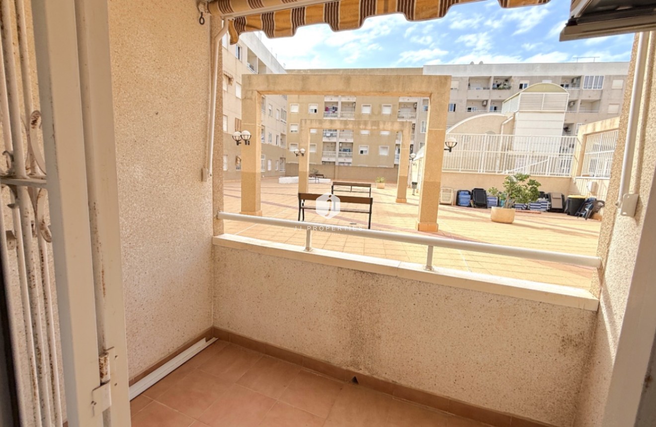 D'occasion - Appartement -
Torrevieja - Costa Blanca